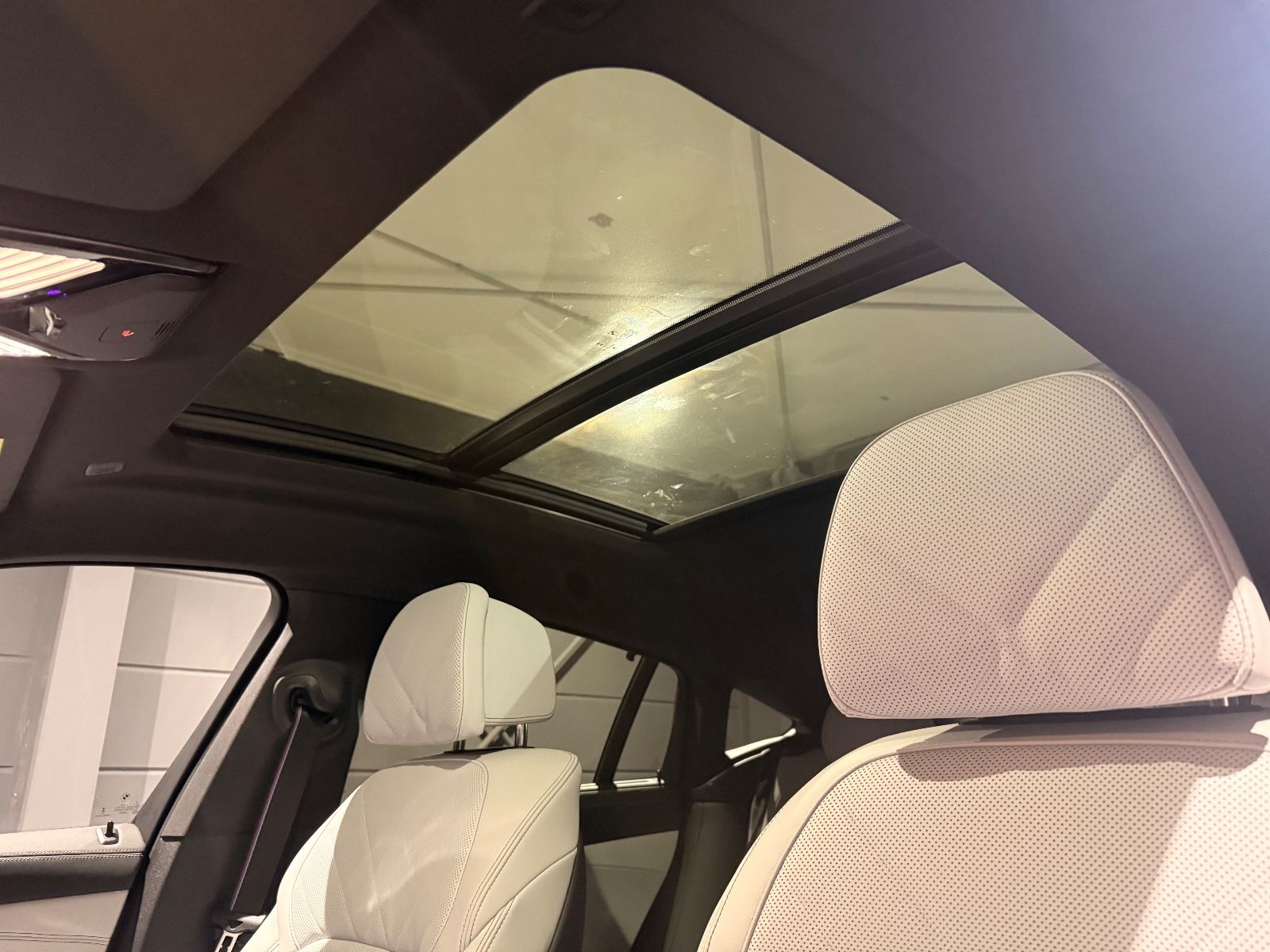 BMW X6 30 d xDrive M Sport Pro 22 Air AHK Pano