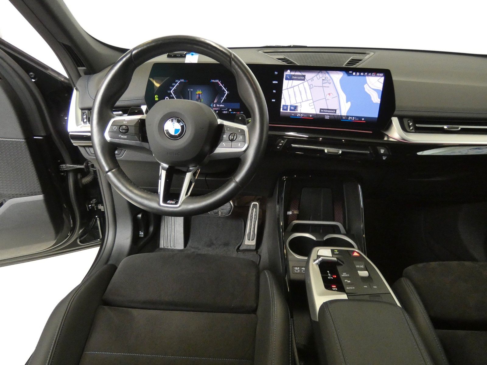 BMW X1 23d xDrive M Sportpaket - Samsaru's Car Outlet