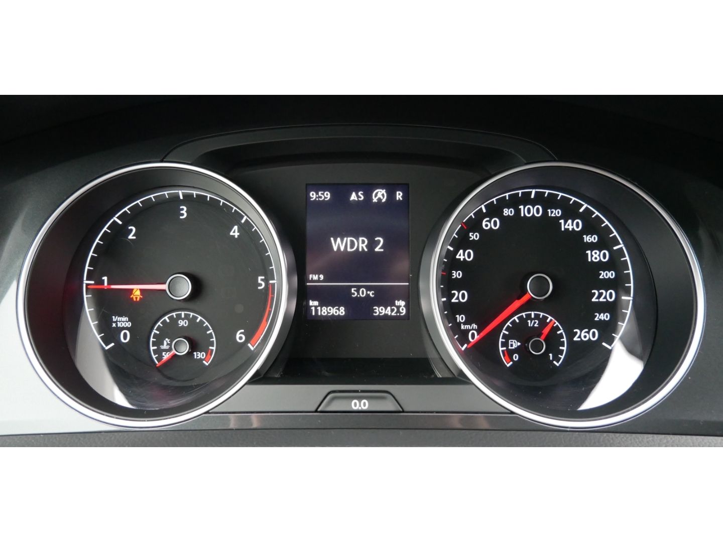 Volkswagen Golf Variant Comfortline 2.0 TDI - Samsaru's Car Outlet