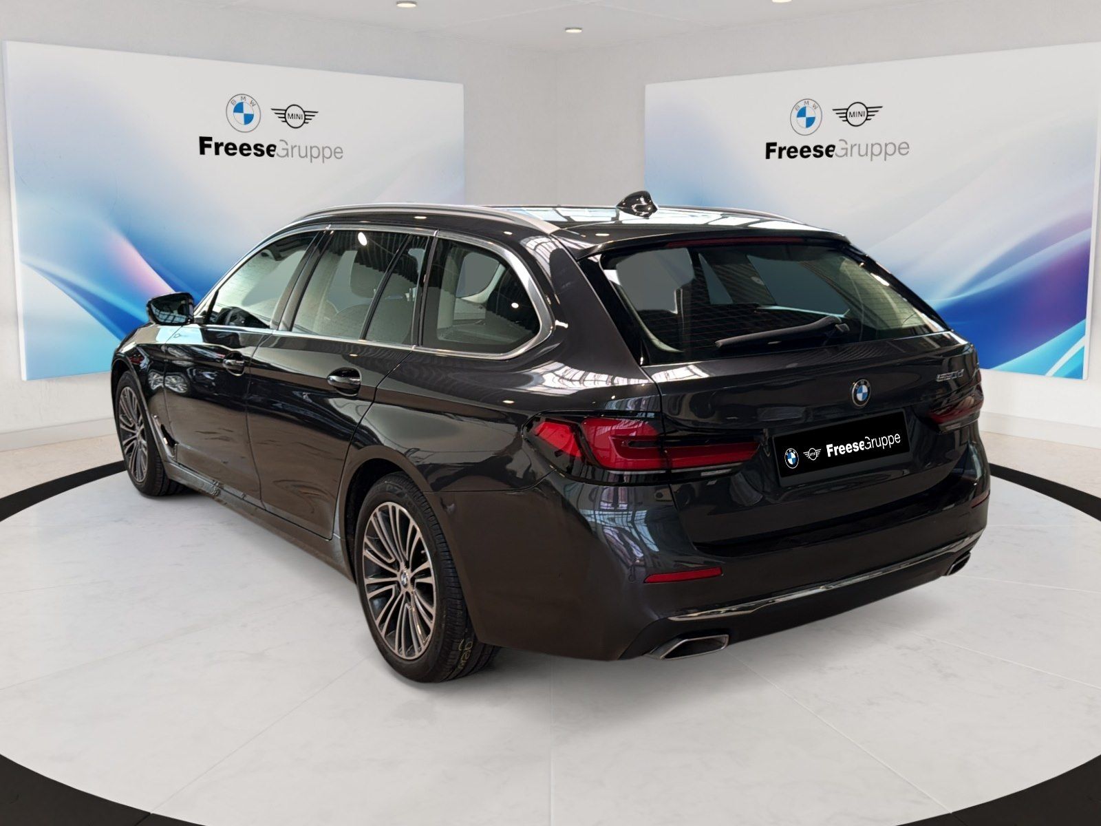 BMW 520d Touring Luxury Line Luxury Line | AHK Laser
