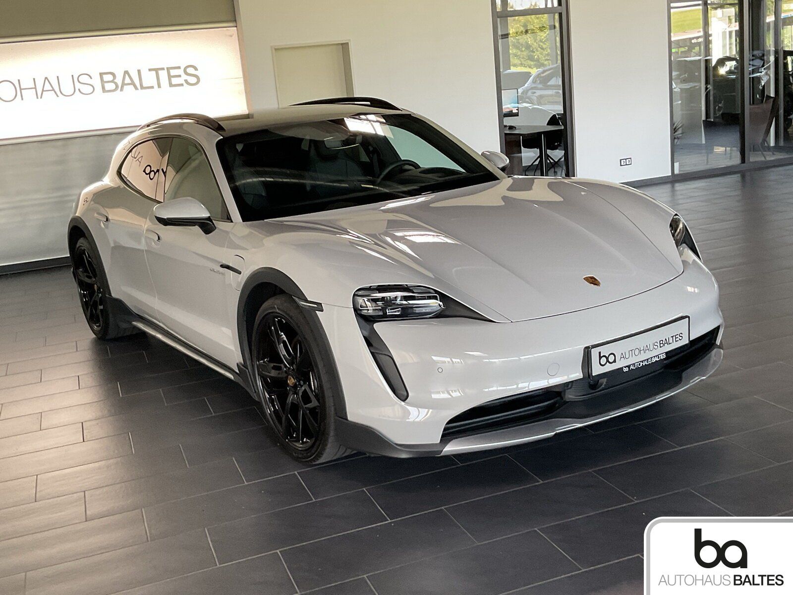 Porsche Taycan Cross Turismo 4 Pano/4+1/Inno/21/360/Voll