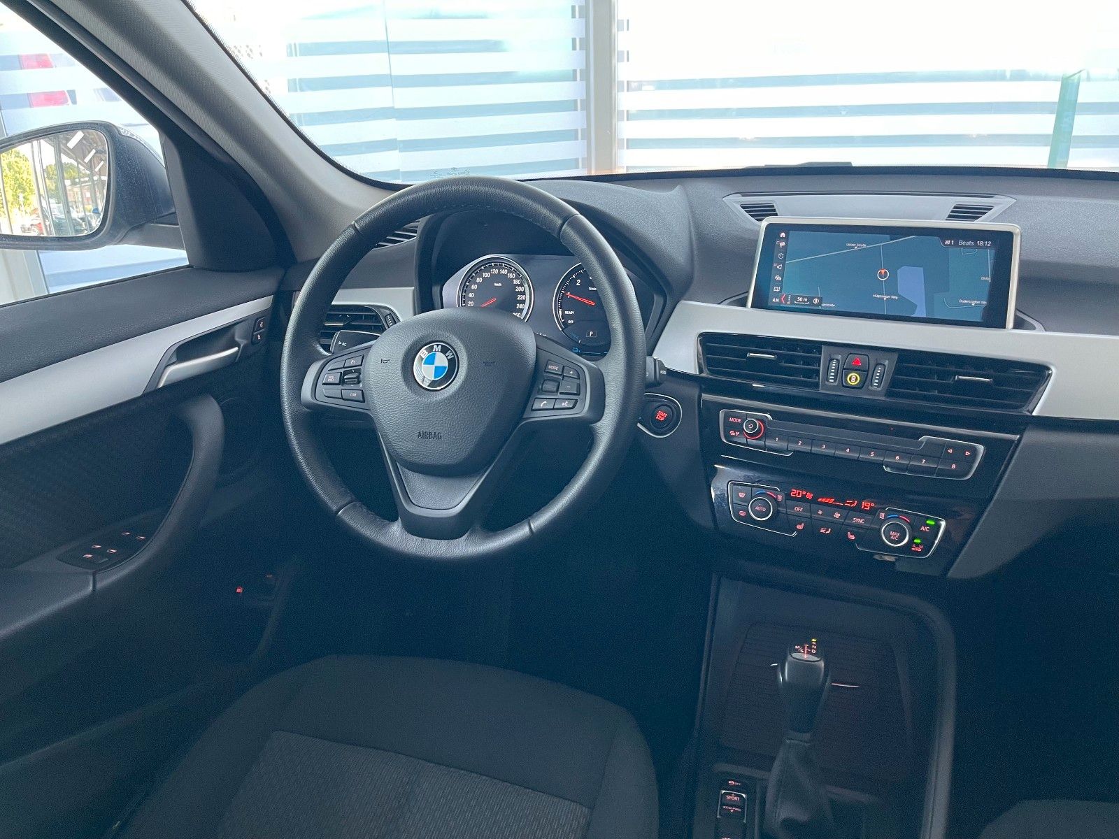 BMW X1 xDrive 25e Aut. - Samsaru's Car Outlet