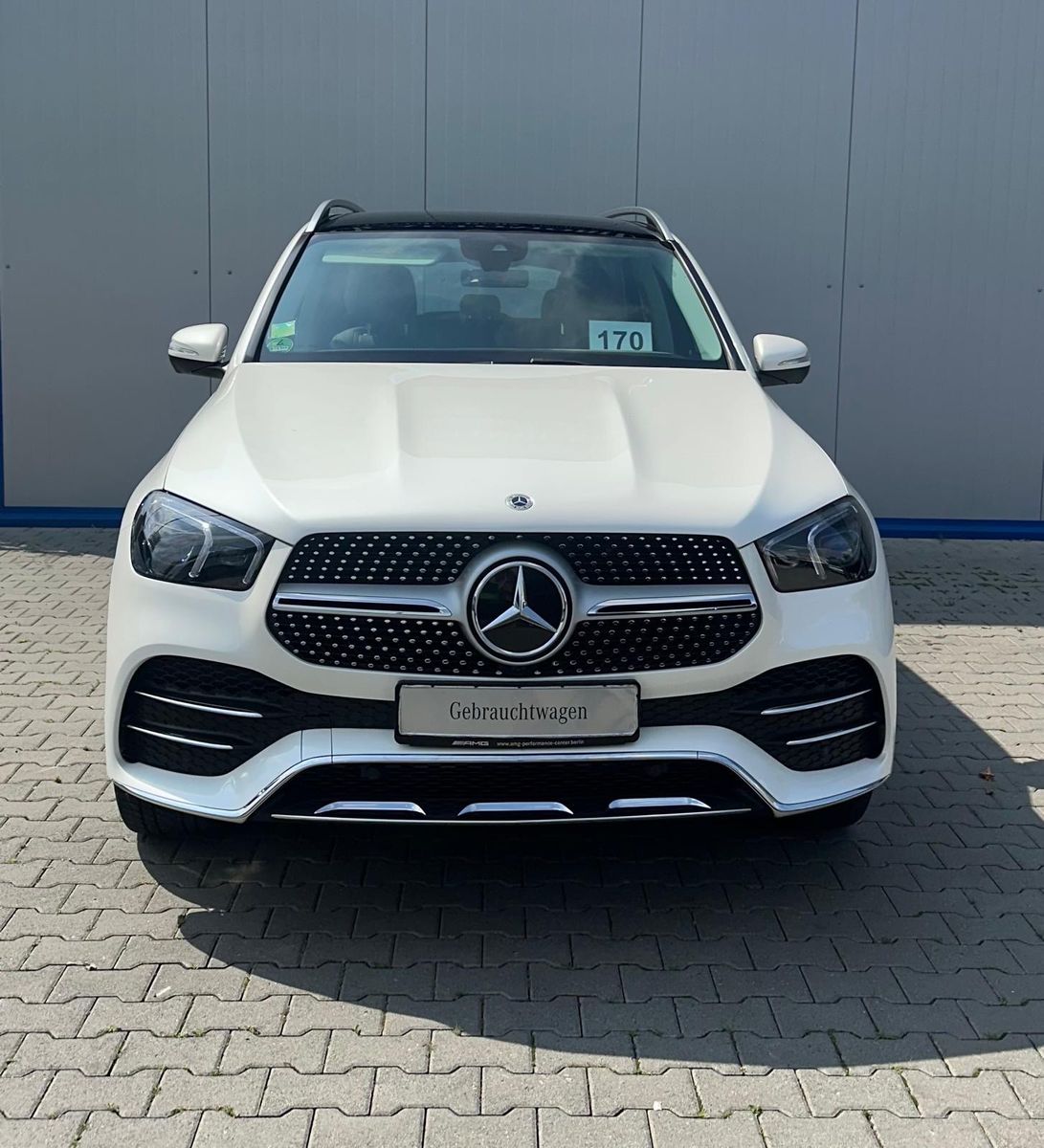 Mercedes-Benz GLE400 4M AMG-LINE DISTRONIC PANO HUD KEYLESS-GO