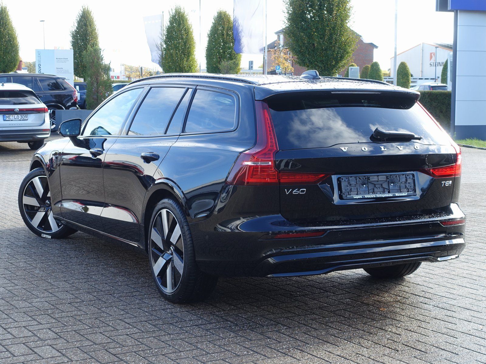 Volvo V60 Ultra T8 AWD Plug-in Hybrid/360°Cam/Massage