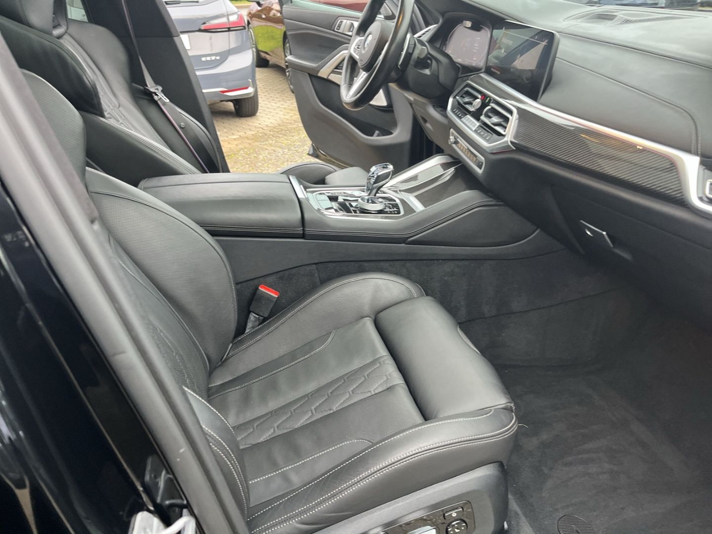 BMW X6 xDrive40d/M Sport/HUD/StHZG/AHK/BowersWilkins