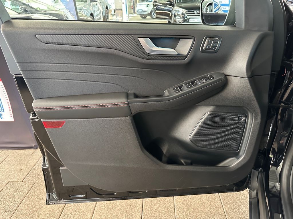 Ford Kuga 2.5 Duratec PHEV ST-LINE X