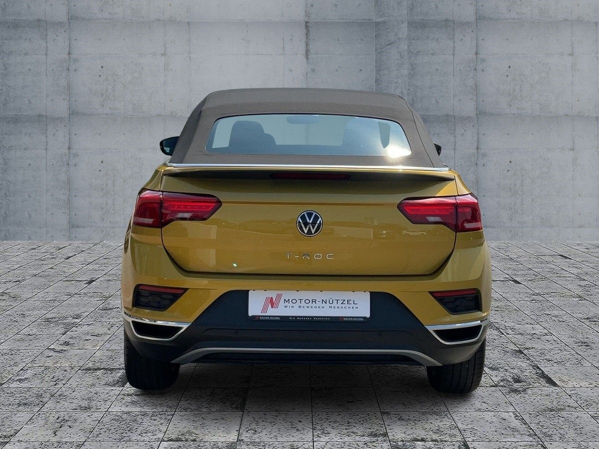 Volkswagen T-Roc 1.0 TSI STYLE - Samsaru's Car Outlet
