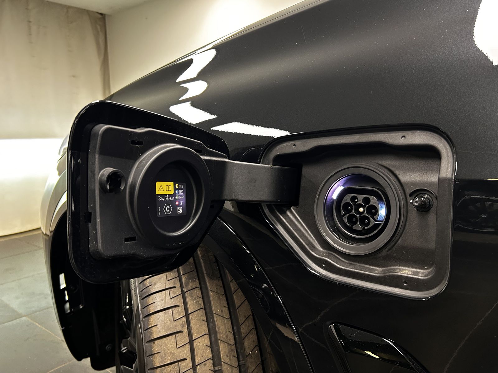 BMW X5 xDrive50e M Sportpaket Pro B&W Pano. AHK DAB