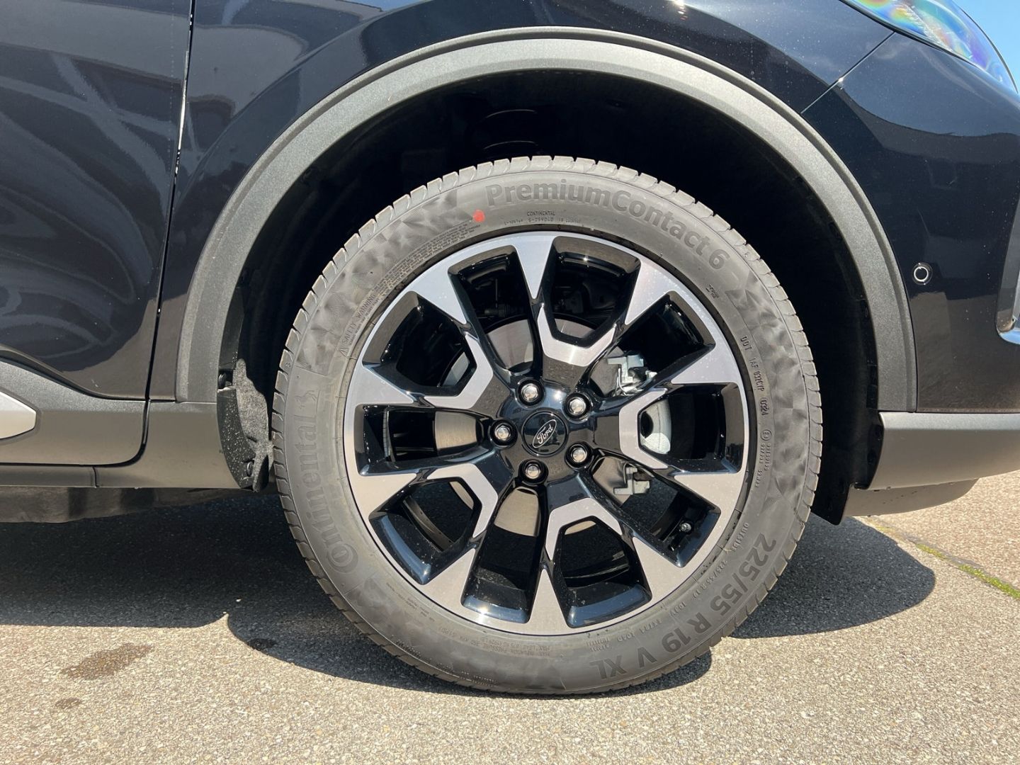 Ford Kuga Active X PHEV - Samsaru's Car Outlet