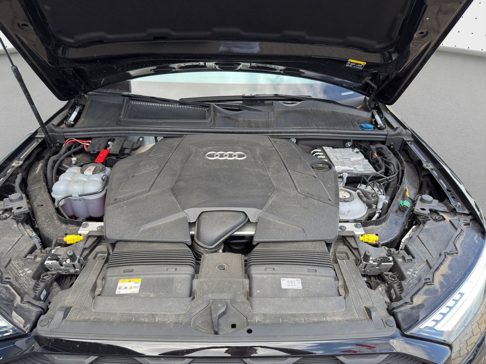 Audi Q7 60 TFSIe quattro S-LINE*B&O*LASER*PANO*AHK*HU