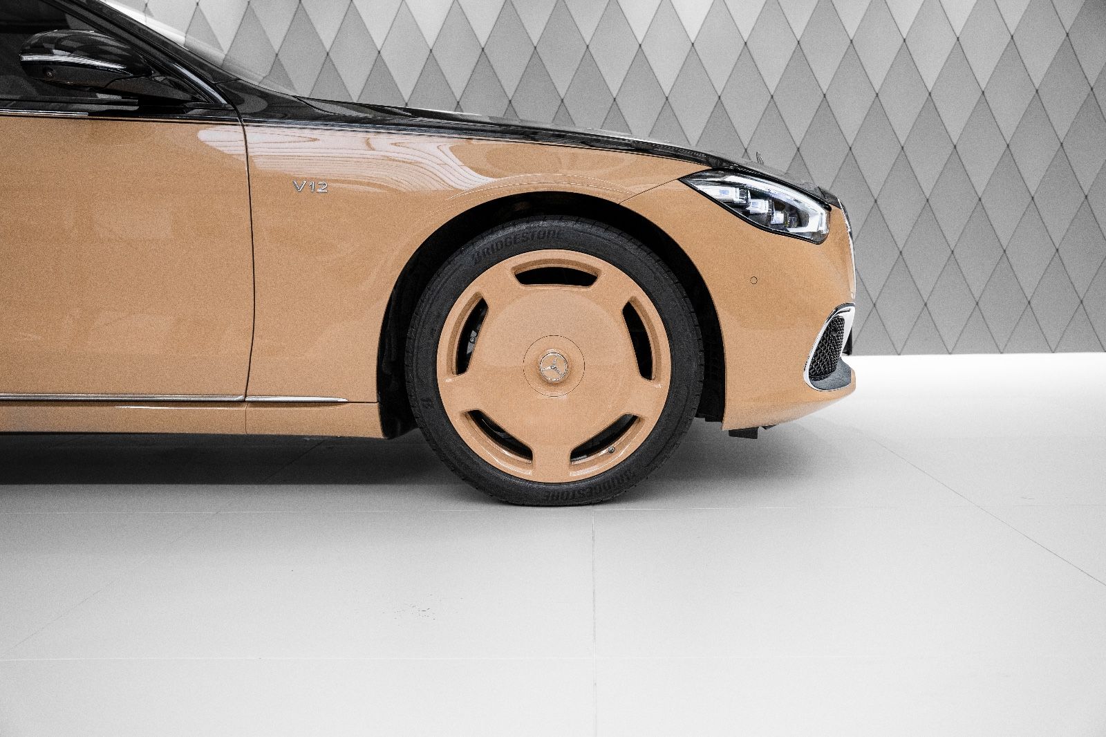 Mercedes-Benz S 680 Maybach - Samsaru's Car Outlet