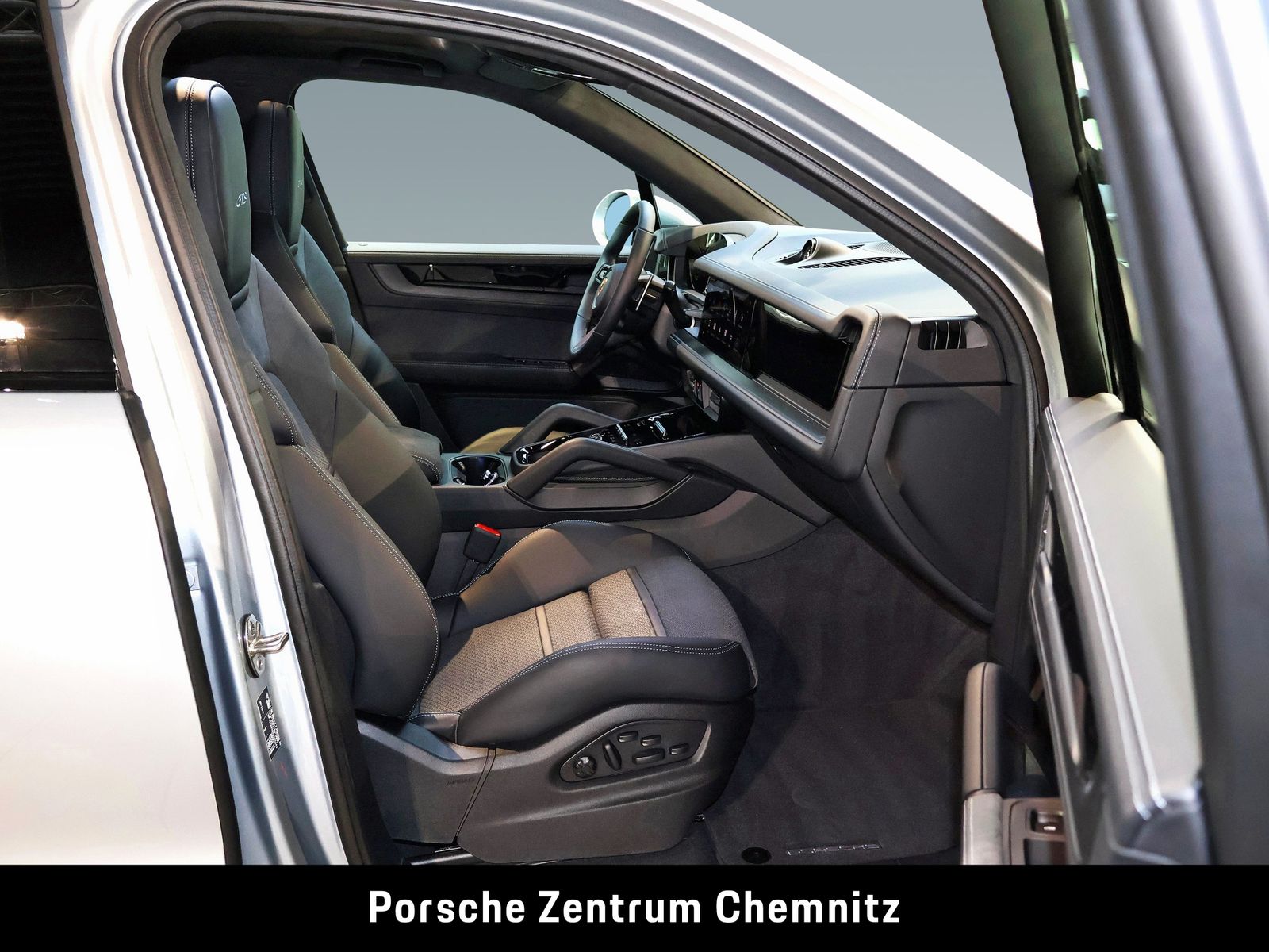 Porsche Cayenne GTS PCCB;18-Wege;Standhzg.;InnoDrive