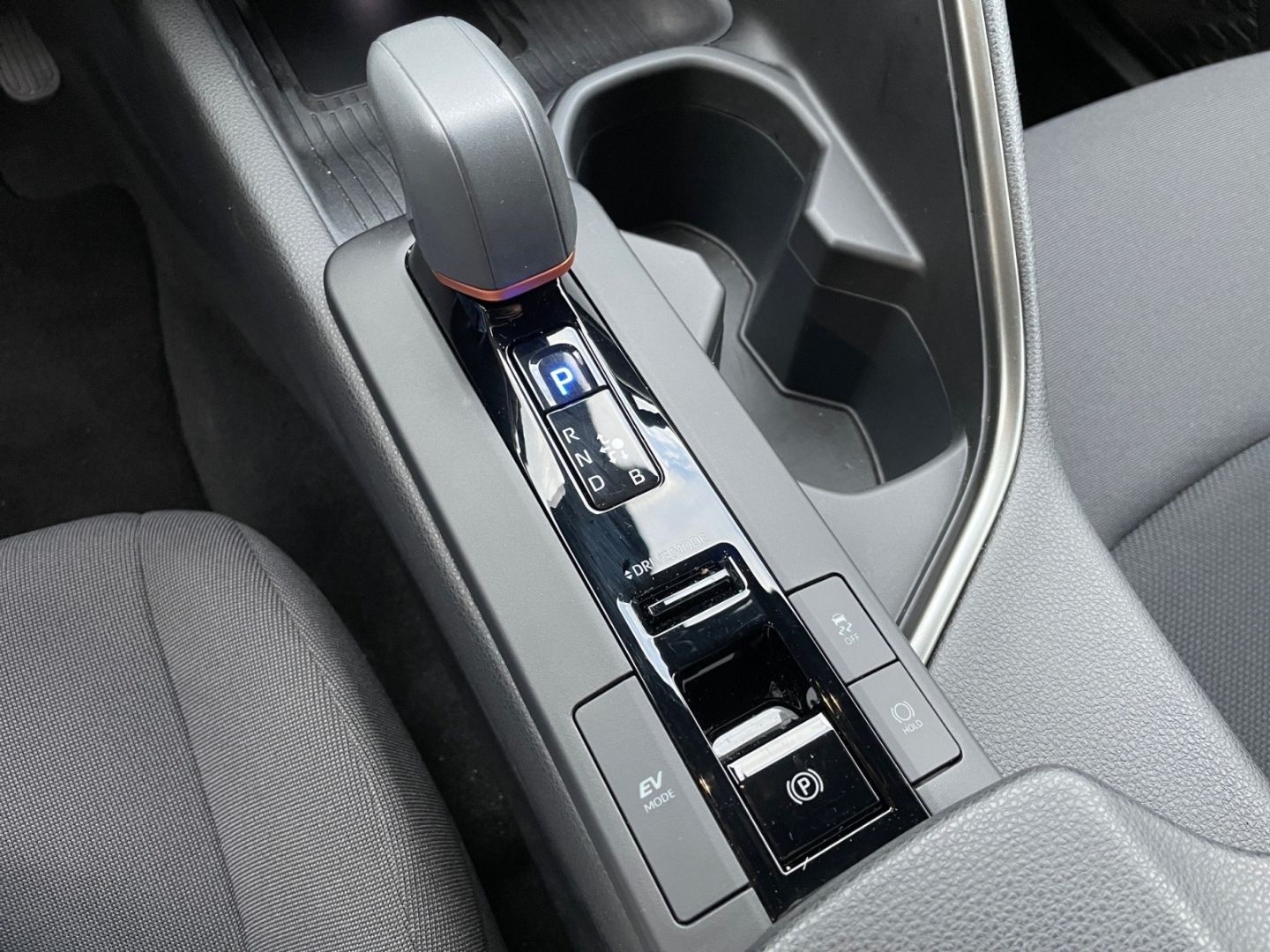 Toyota C-HR 1.8 Hybrid Team D *LED*el Heck*ACC*CAM*SHZ*