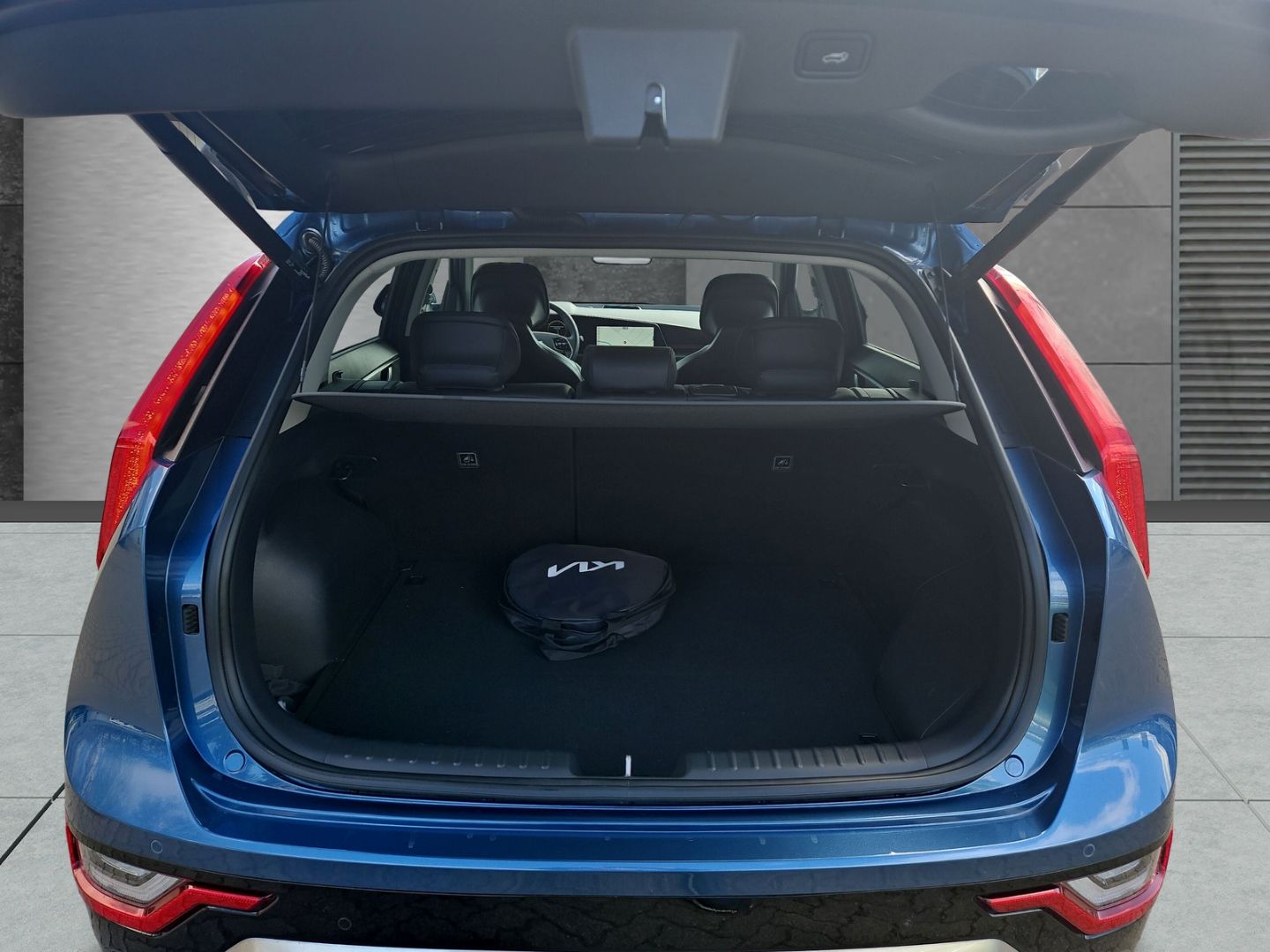 Kia Niro NIRO 1.6 DCT6 Plug-in Hybrid Spirit+ - Samsaru's Car Outlet