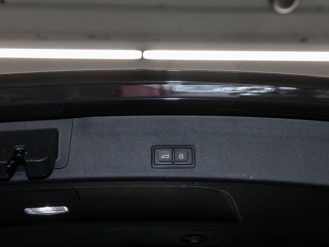 Audi A6 Avant S line 50 TDI quattro - Samsaru's Car Outlet