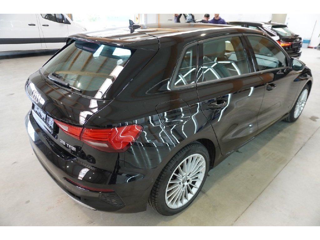 Audi A3 35 1.5 TFSI Sportback - Samsaru's Car Outlet