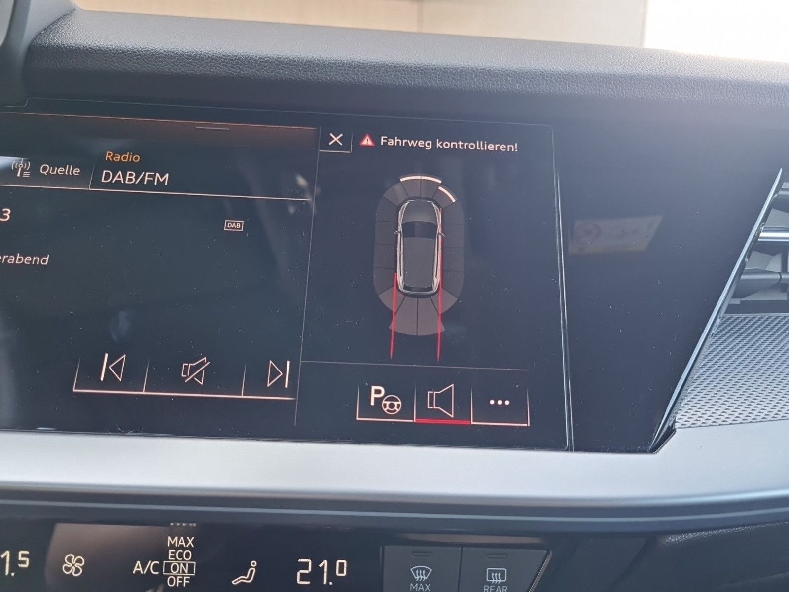 Audi A3 Sportback 30 TDI DSG S-Line/LED/DAB/DSP/Apple