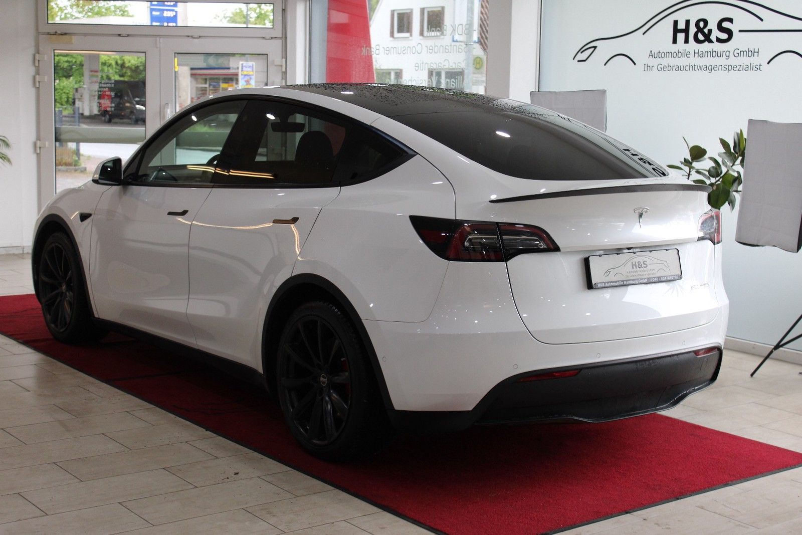 Tesla Model Y Long Range Dual AWD PANORAMA