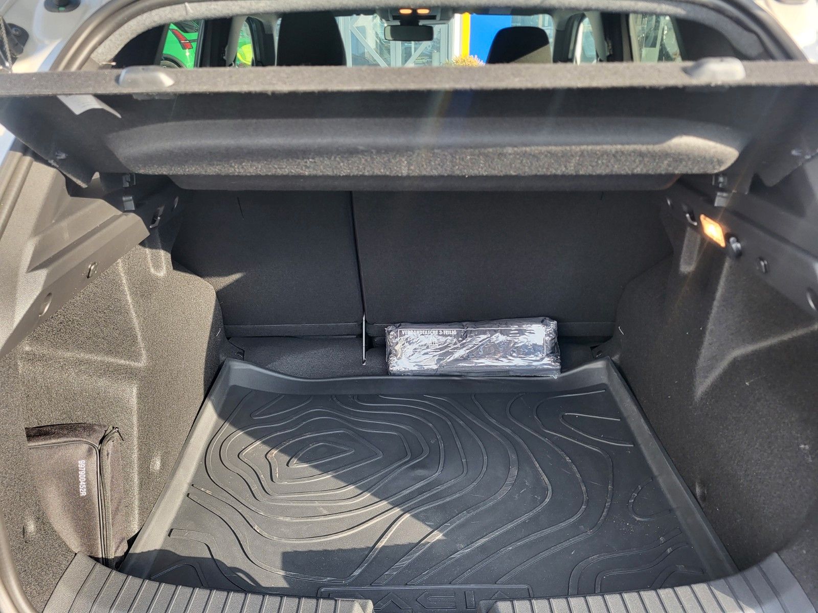 Dacia Duster III TCe 130 Extreme - Samsaru's Car Outlet