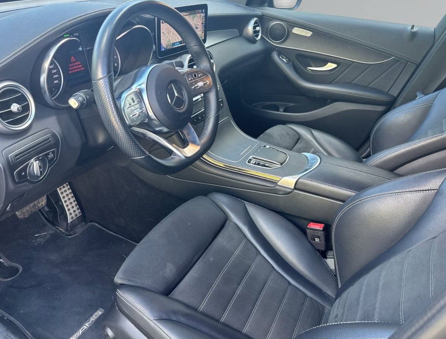 Mercedes-Benz GLC 300 e 4Matic COUPE AMG-LINE