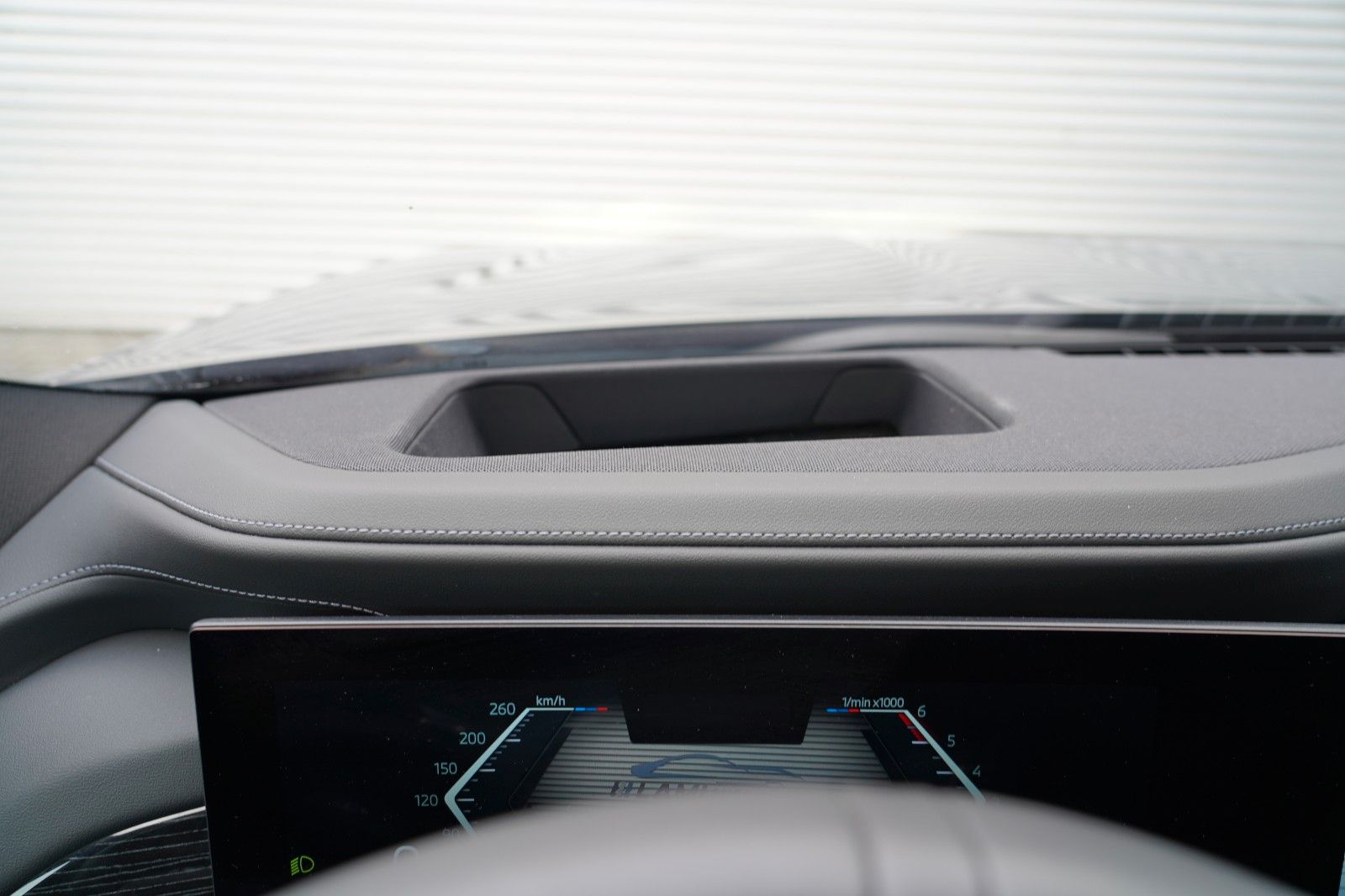 BMW 740d xDrive M Sport SKYLOUNGE LUFT HUD SOFT 360