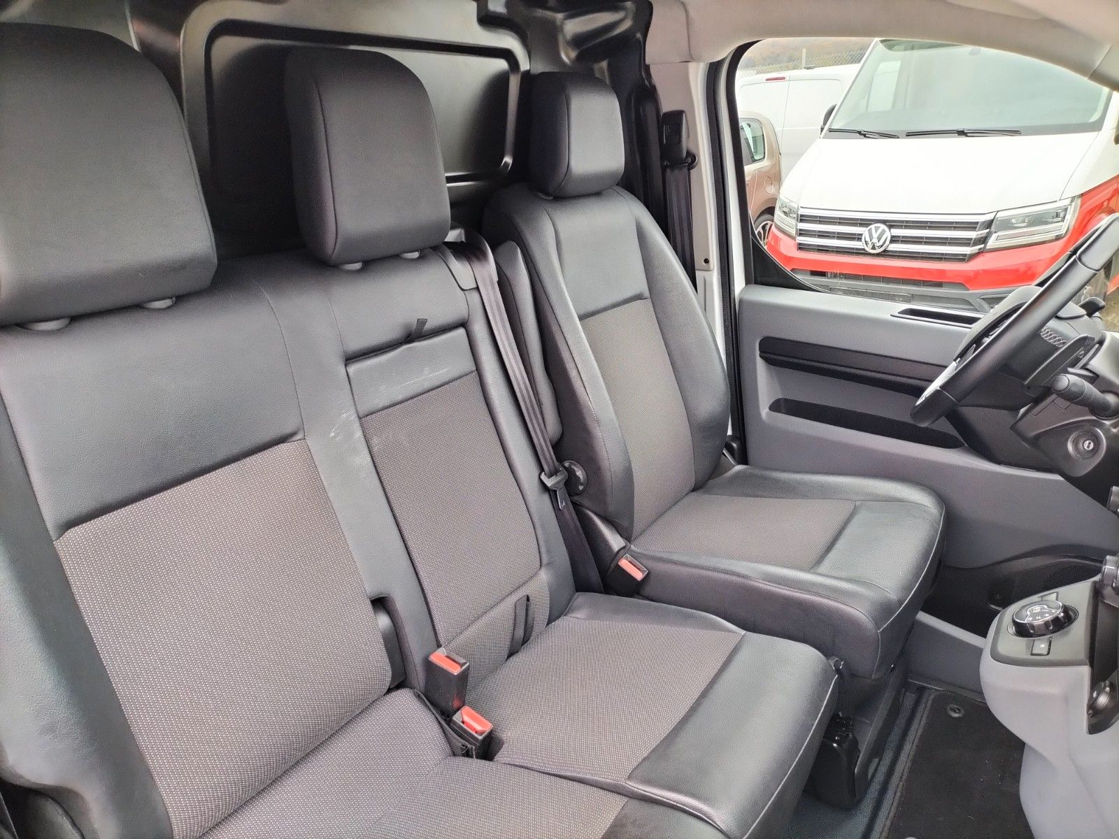 Opel Vivaro Kasten Edition M - Samsaru's Car Outlet