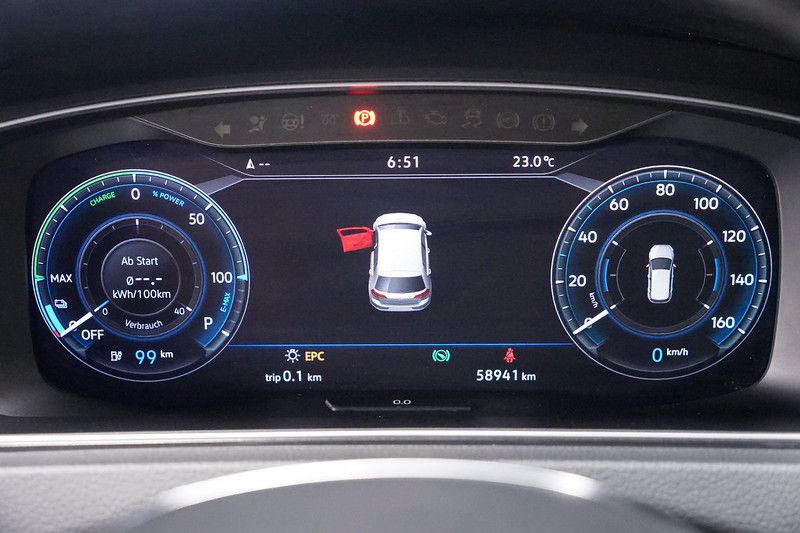 Volkswagen Golf 36 kWh Elektro - Samsaru's Car Outlet