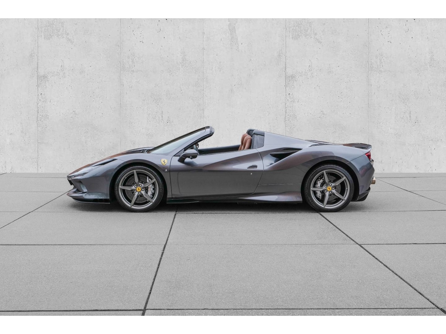 Ferrari F8 Spider - Samsaru's Car Outlet