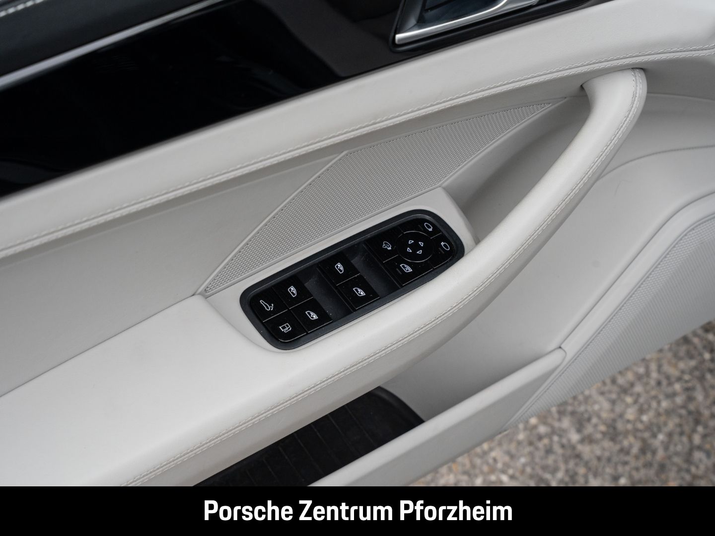 Porsche Panamera 4 E-Hybrid Sport Turismo Surround-View