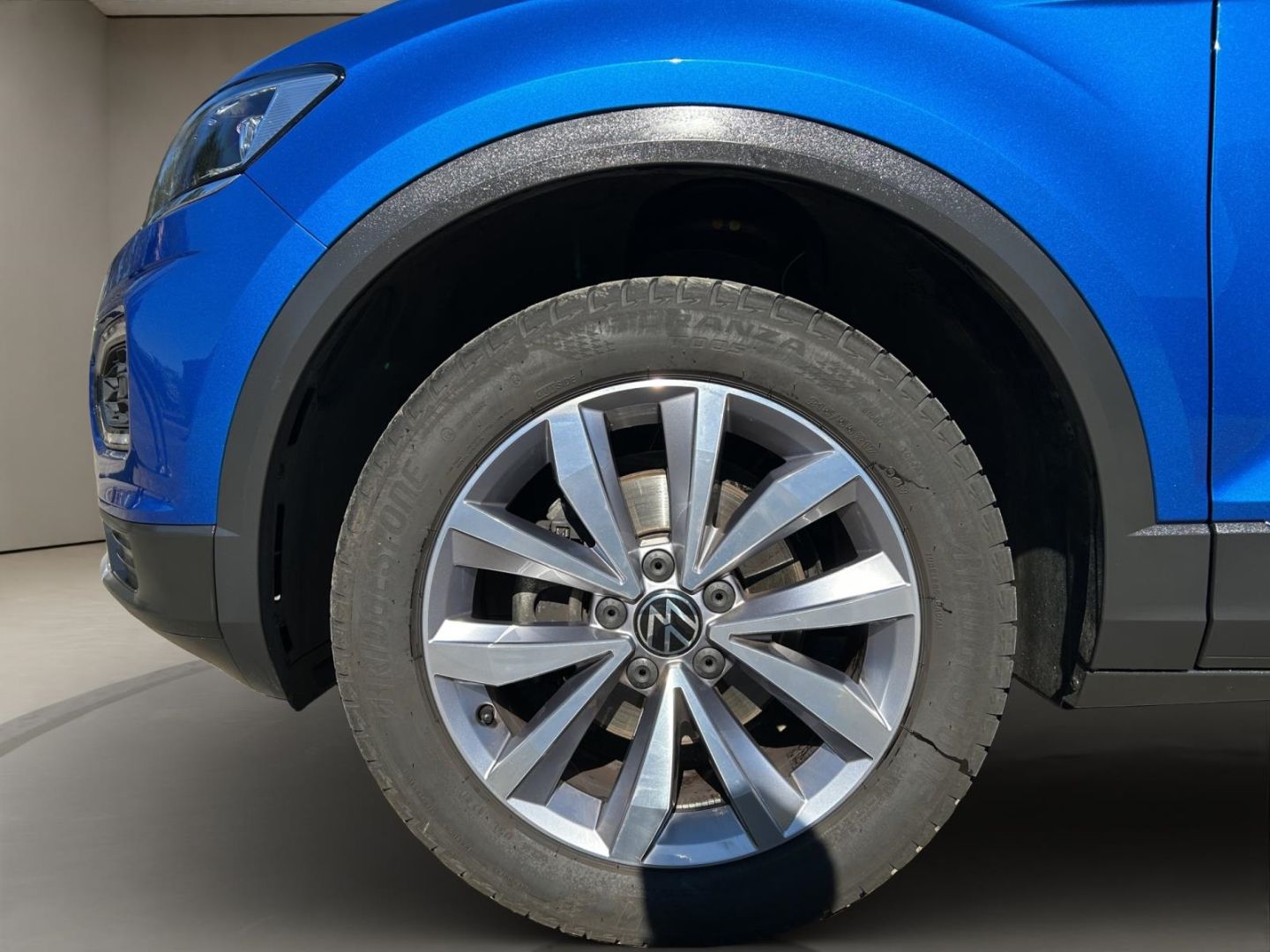 Volkswagen T-Roc Style 1.5 TSI DSG - Samsaru's Car Outlet