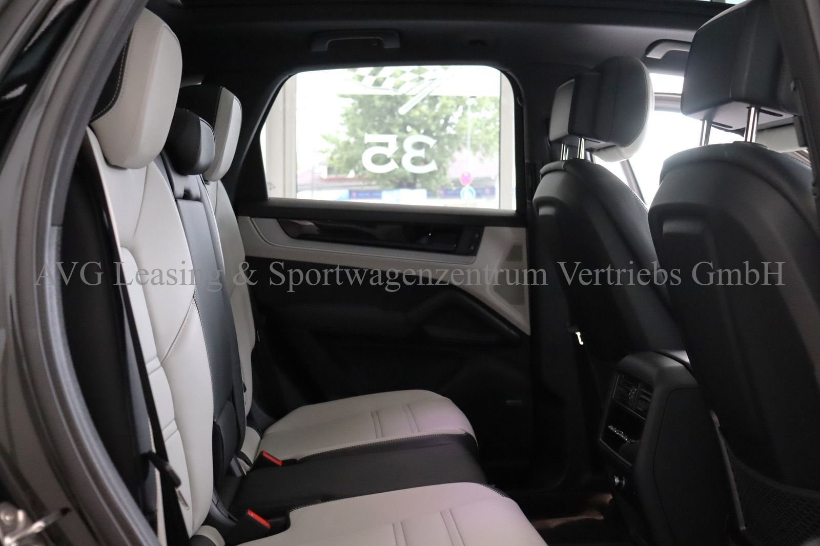 Porsche Cayenne E-Hybrid Dt/1.Hd/Bicolor Leder/Net.88k¤