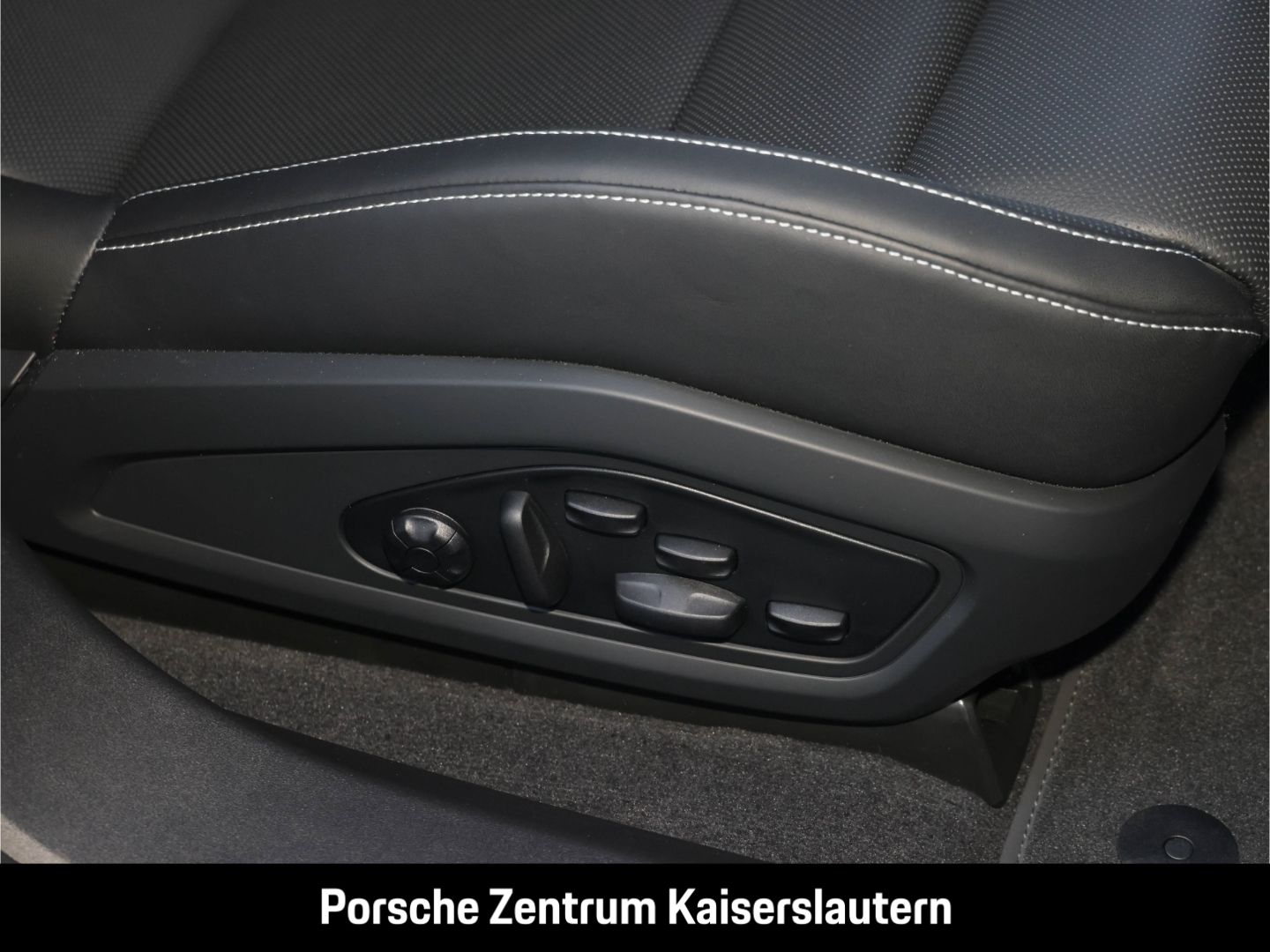 Porsche Taycan GTS Sport Turismo HA-Lenkung LED InnoDriv