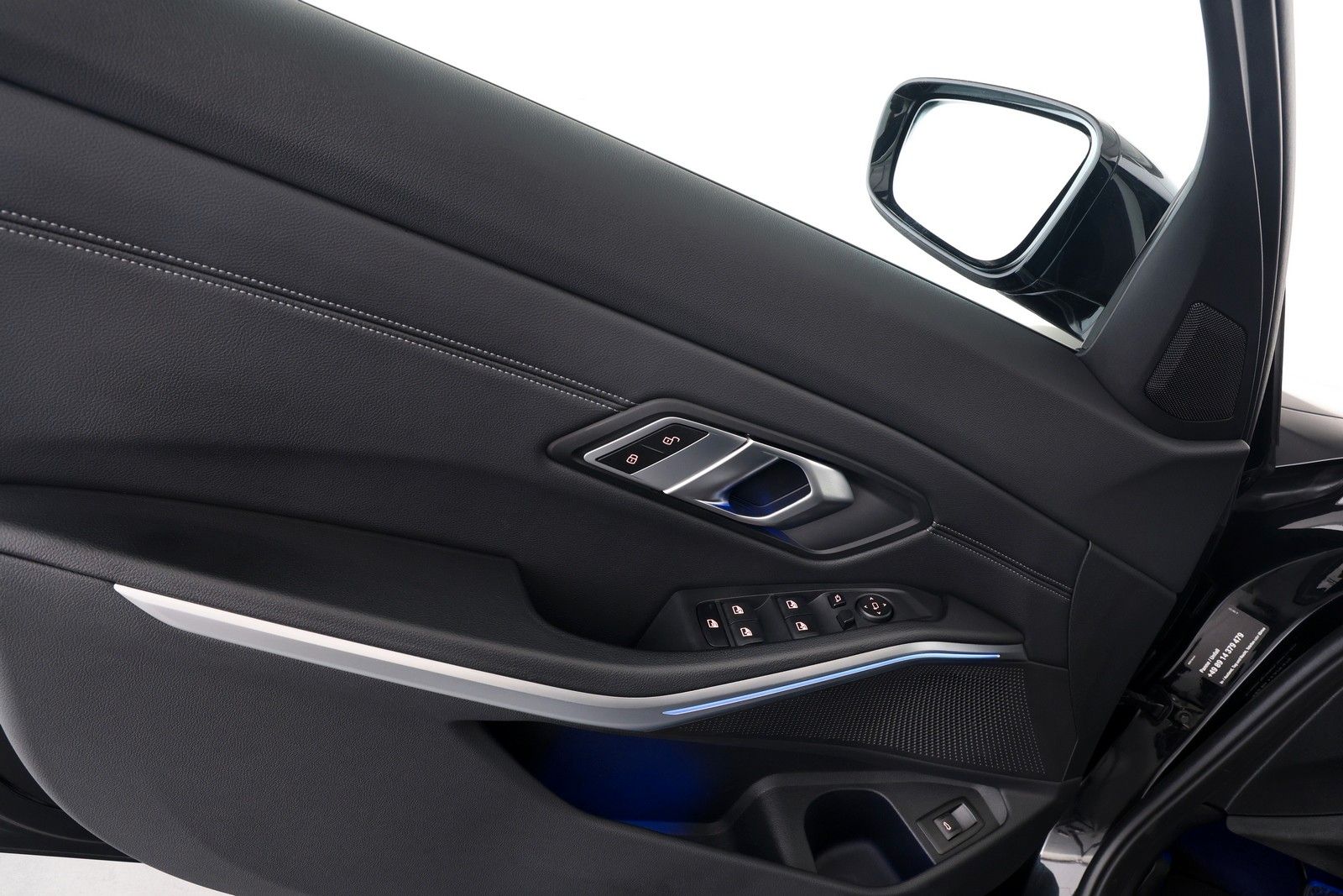 BMW 330d Touring Sport Line - Samsaru's Car Outlet