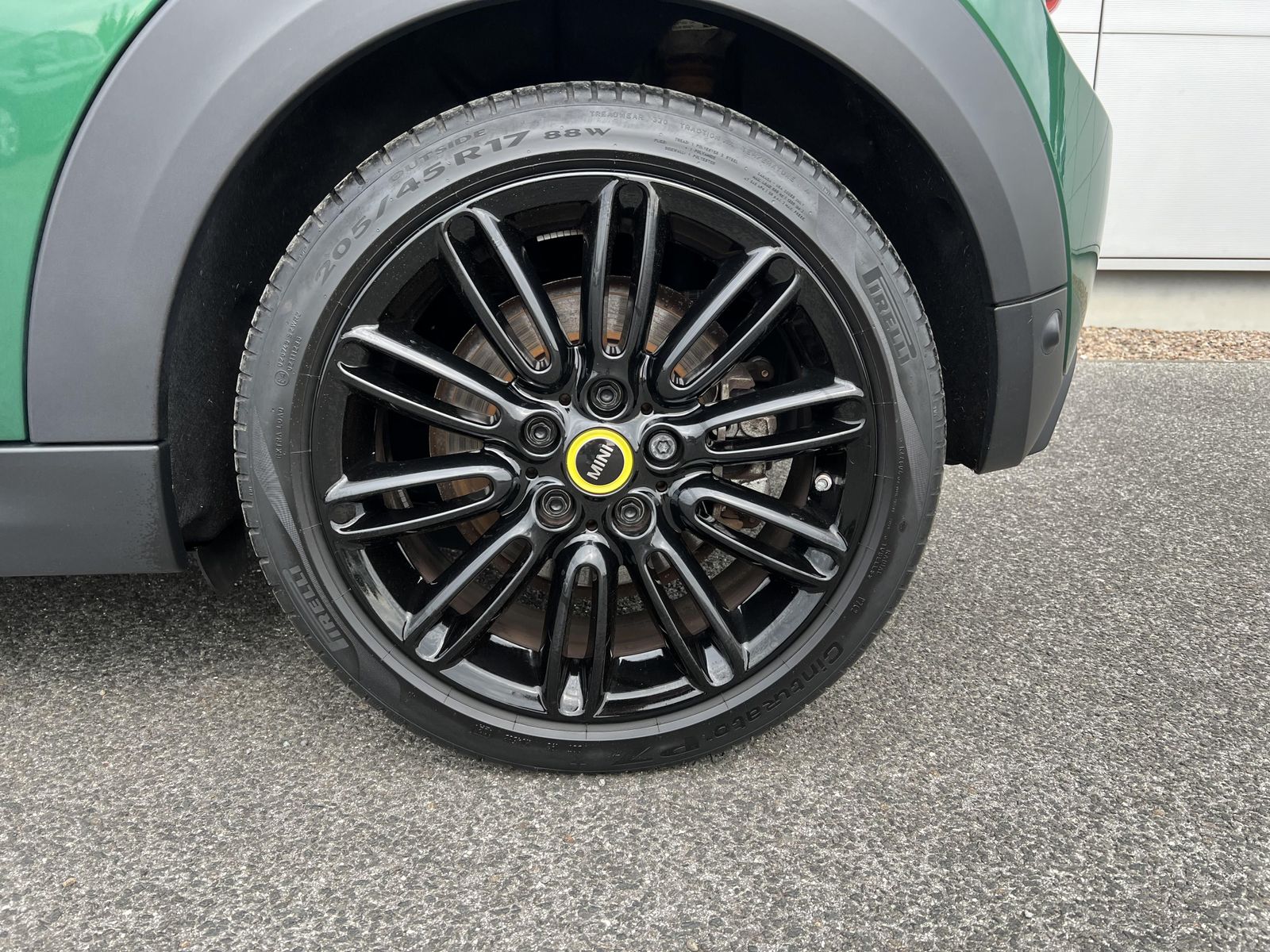 MINI Cooper SE 3-Türer CLASSIC TRIM - Samsaru's Car Outlet