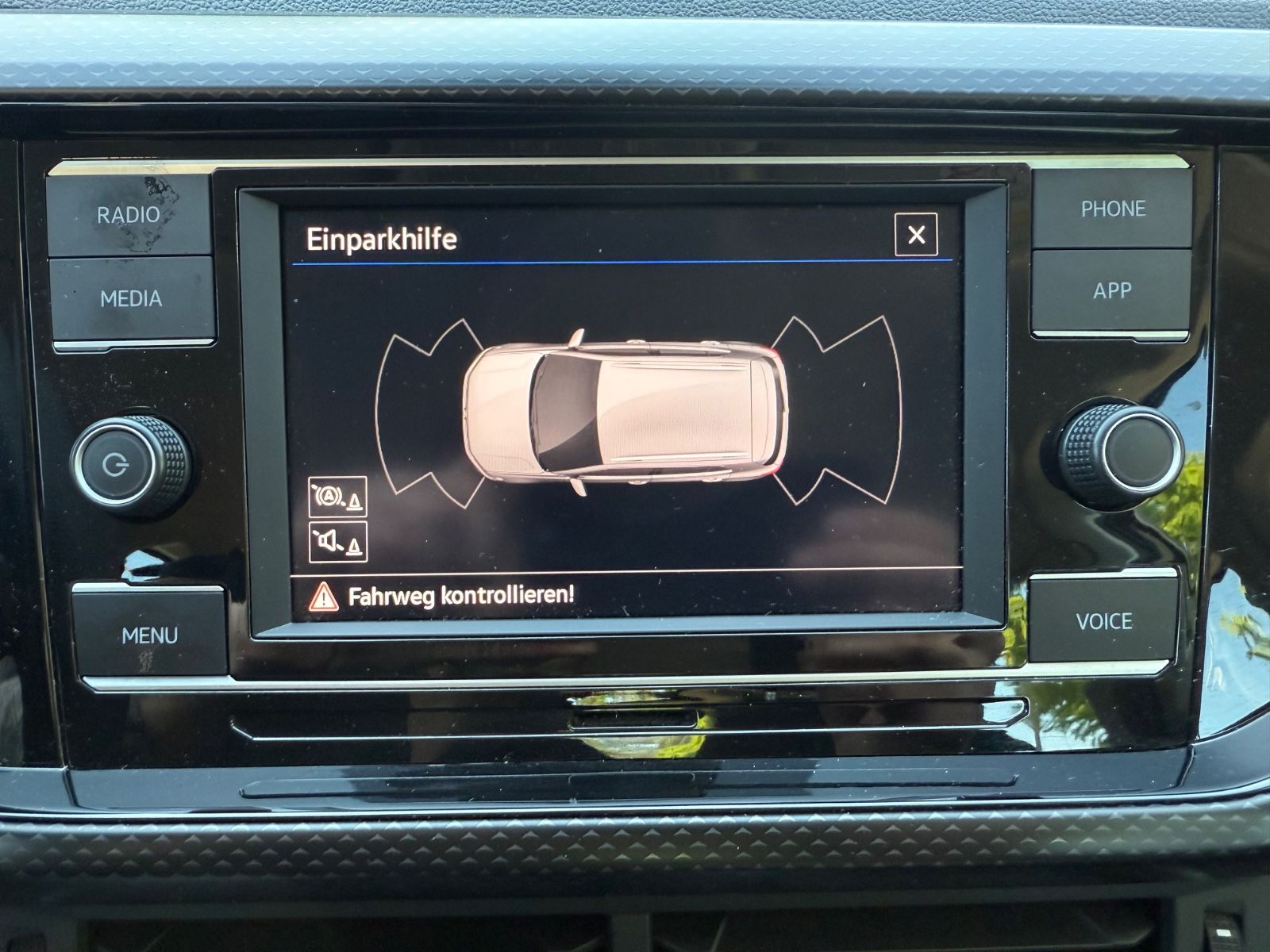 Volkswagen T-Cross Life 1.0 TSI - Samsaru's Car Outlet