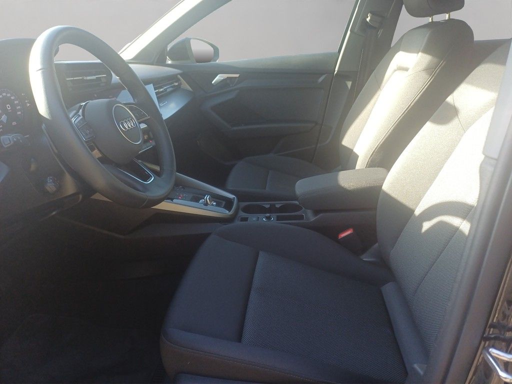 Audi A3 Lim. Advanced 35TFSI S-Tr SmartphoneInterface