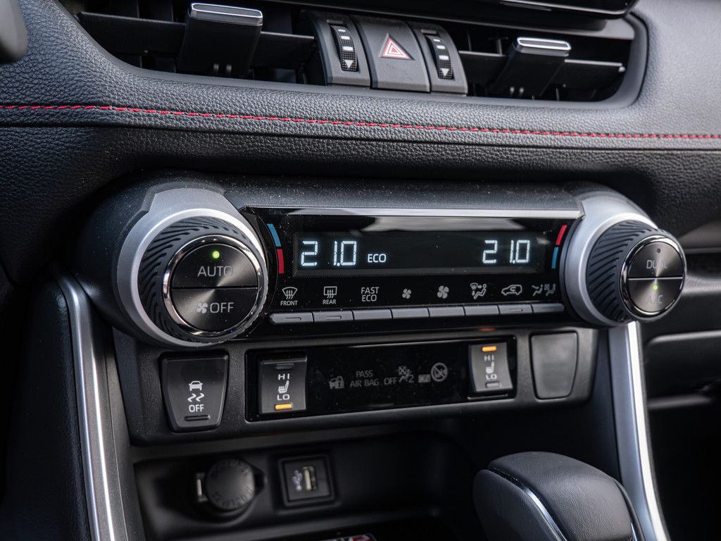 Toyota RAV4 2.5 Plug-in Hybrid 4x4 Teamplayer ACC LED