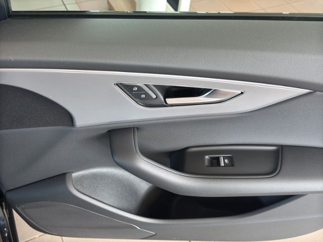 Audi Q8 S line 50TDI quattro - Samsaru's Car Outlet