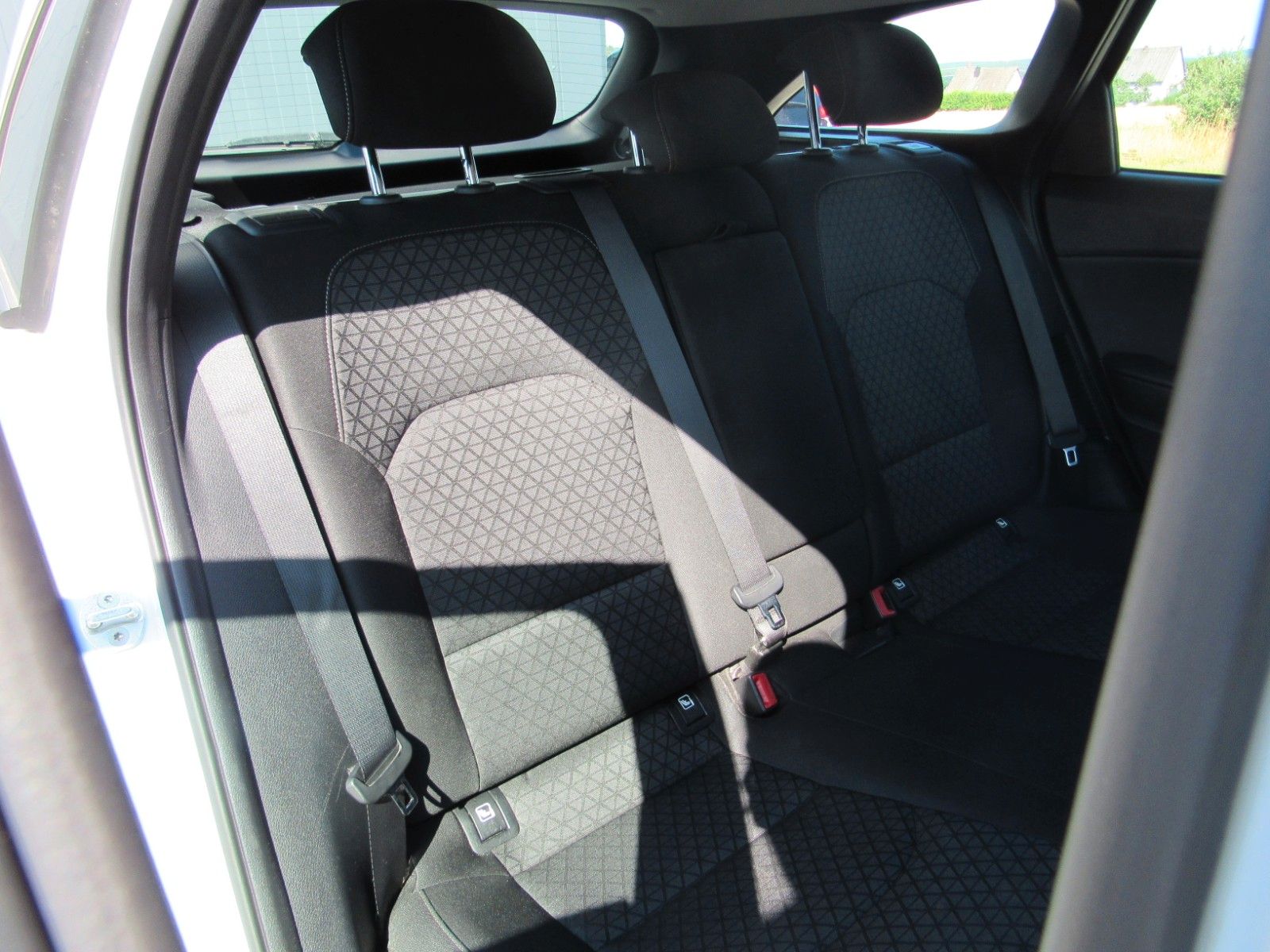 Kia Ceed Sportswagon 1.6 PHEV Spirit - Samsaru's Car Outlet