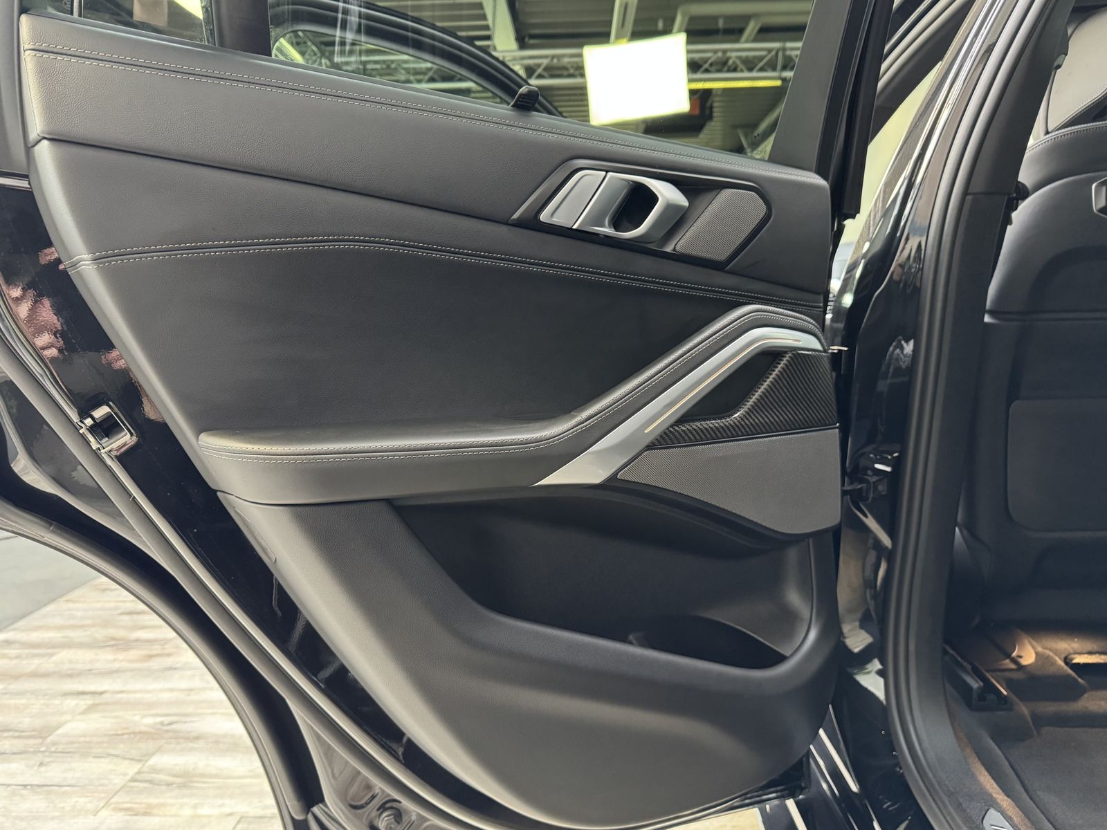 BMW X6 xDrive40d M Sport Pro - Samsaru's Car Outlet