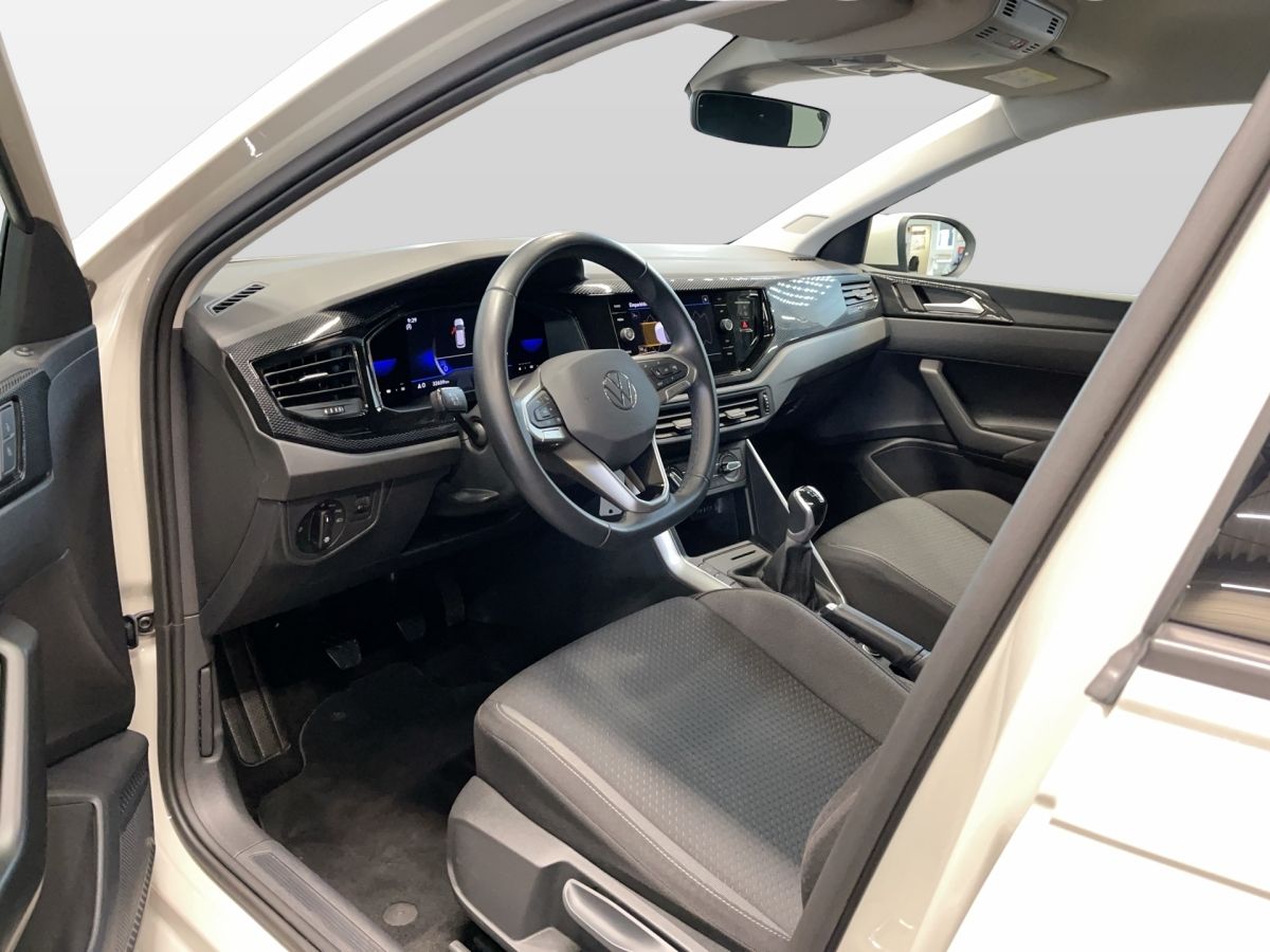 Volkswagen Taigo Life 1.0 TSI - Samsaru's Car Outlet
