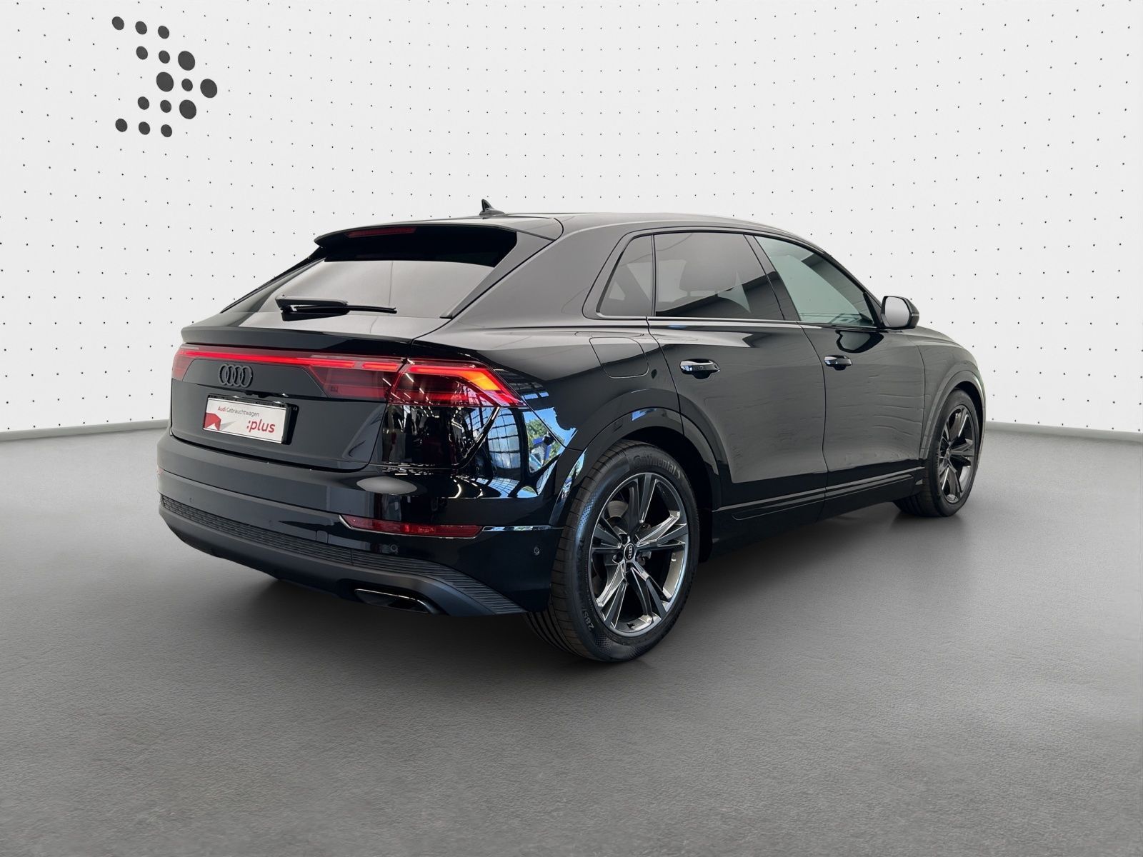 Audi Q8 55 TFSI e quattro - Samsaru's Car Outlet