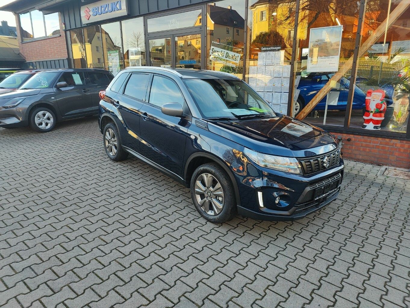 Suzuki Vitara 1.5 Hybrid Comfort 4x4 - Samsaru's Car Outlet
