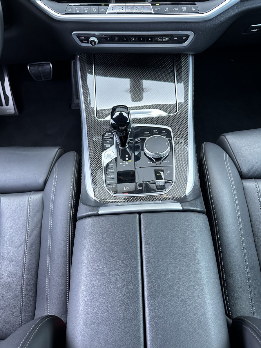 BMW X5 xDrive45e M-Sport NAV+LASER+AHK+ACC+360°+22ZO