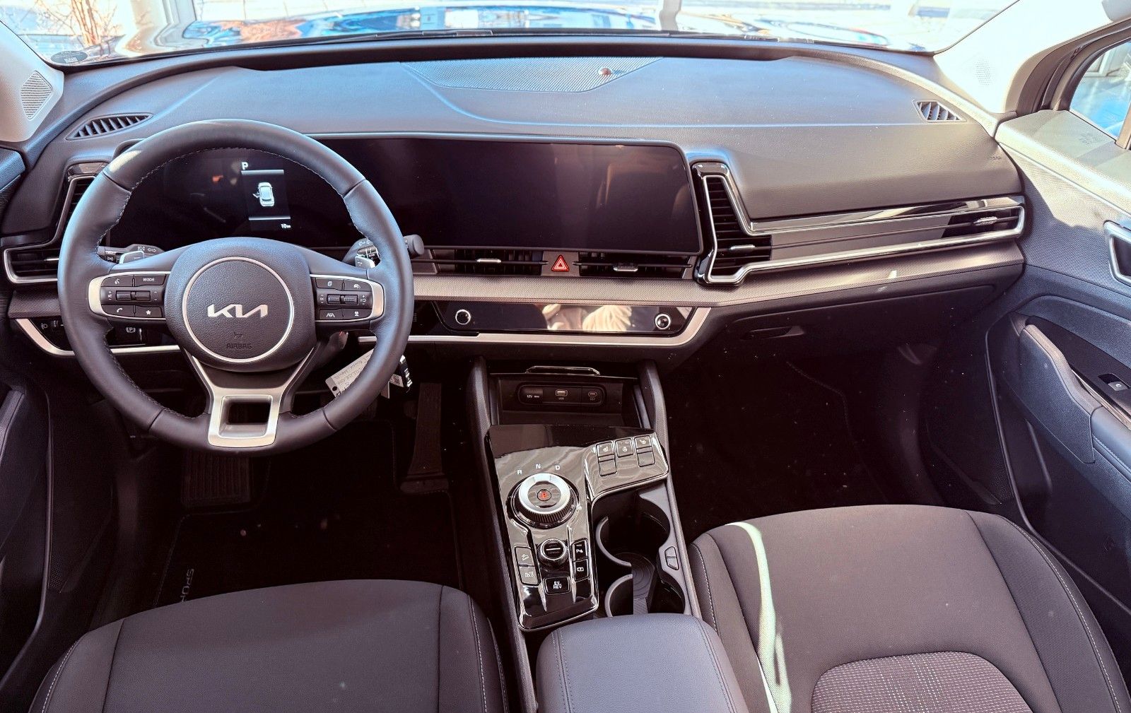 Kia Sportage 1.6T PHEV Vision 4WD - Samsaru's Car Outlet