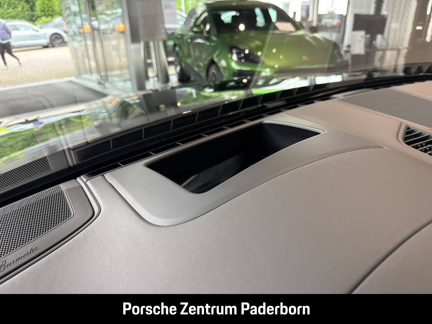Porsche Cayenne Turbo Burmester Luftfederung LED-Matrix