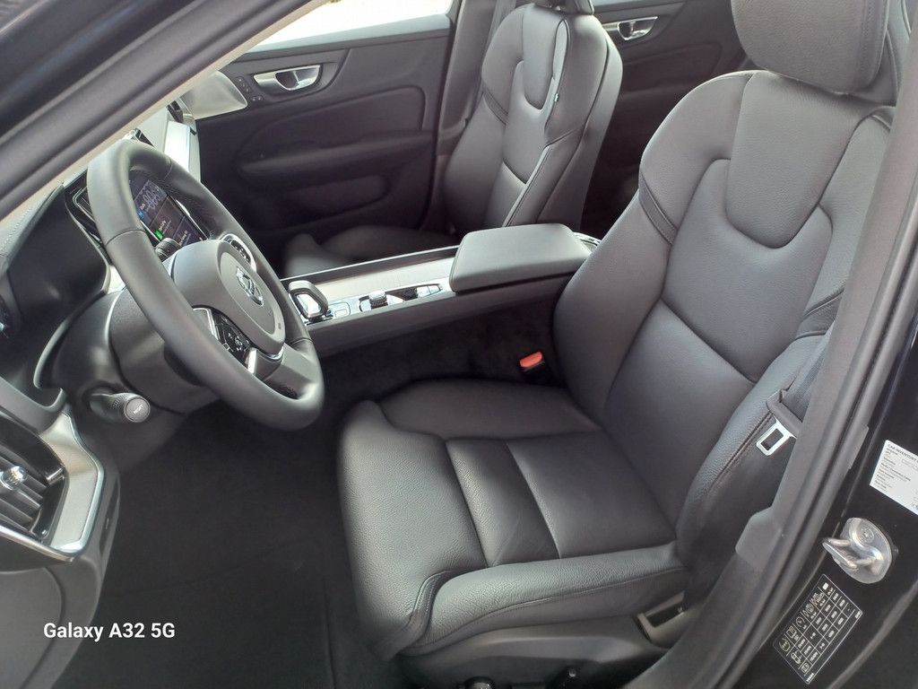 Volvo S60 B5 Ultimate Dark AWD°360°Cam