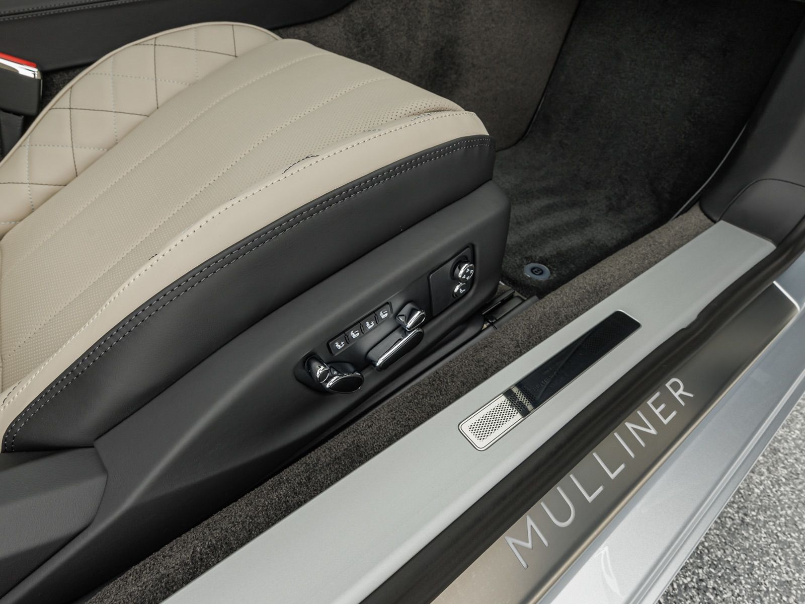 Bentley Continental GT Mulliner V8 * MY24 * BESPOKE *