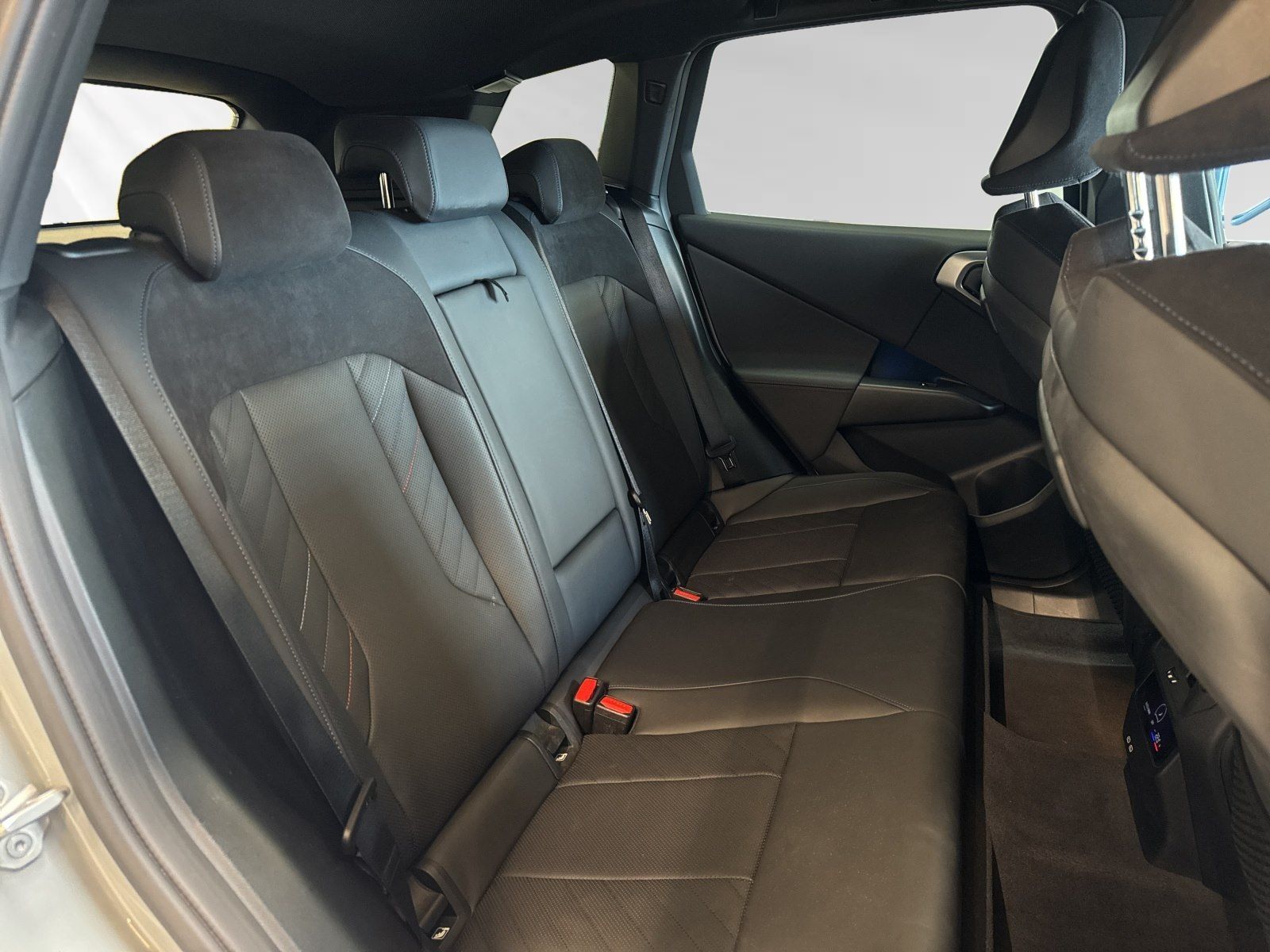 BMW X3 20d xDrive M Sport|AHK|Head-Up|DA+