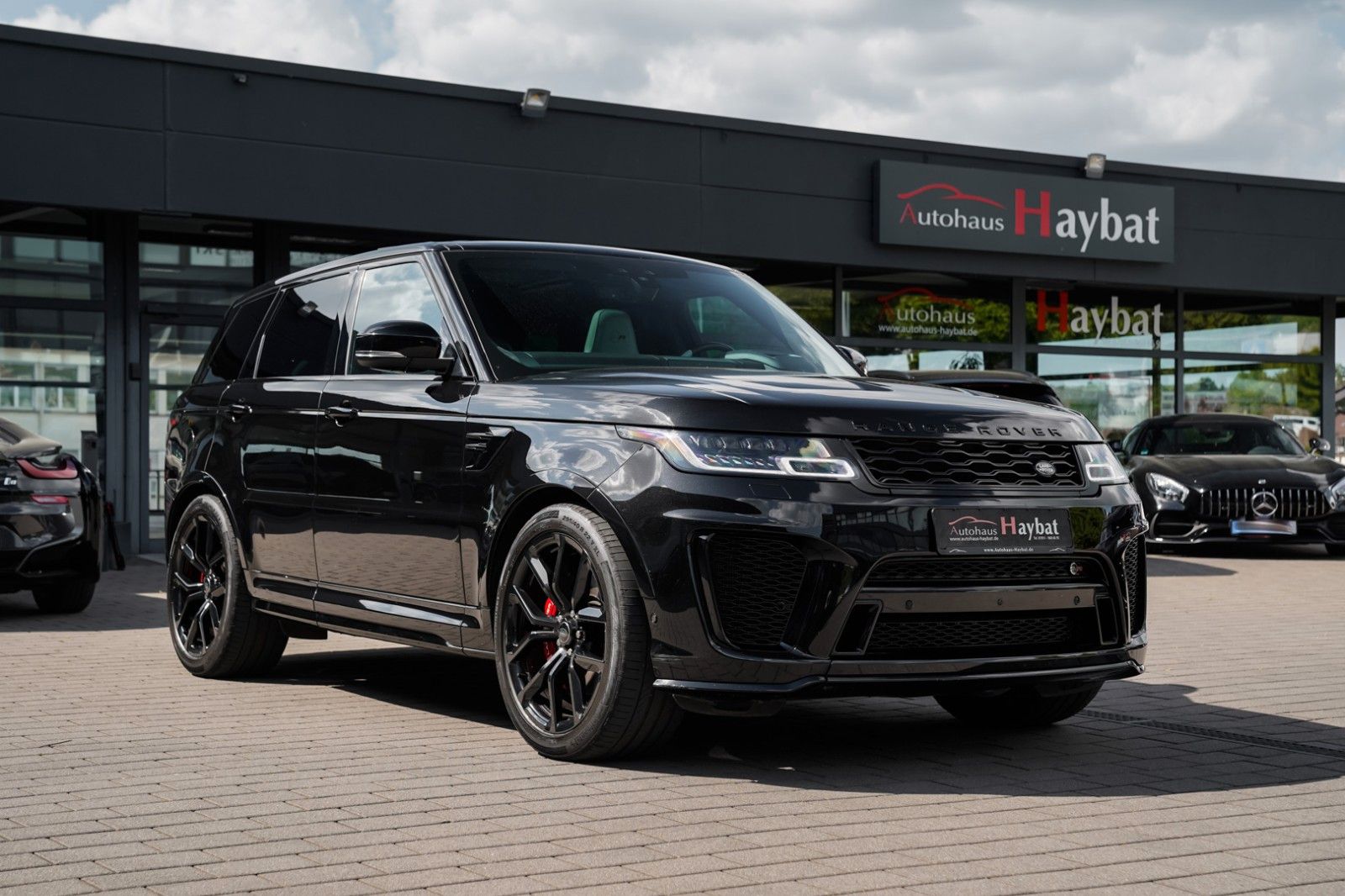 Range Rover Sport SVR - Samsaru's Car Outlet